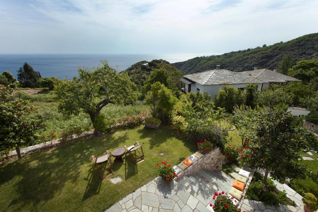 Adis Oneirou Hotel Mourésion Buitenkant foto
